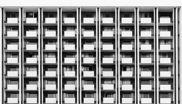 Photograph Spyros Mouzakitis Only One on One Eyeland